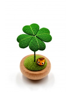 Yurayura - Owl and Four-leaf Clover | Japan Primavera 2